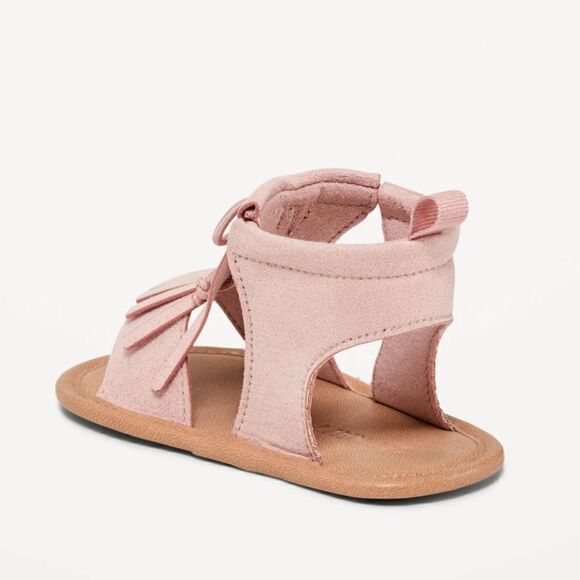 New‎ With Tags Old Navy Size 3-6 Months Faux-Suede Fringe Sandals - Picture 2 of 9